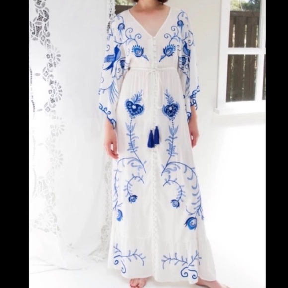 5 Star ⭐️ Favorite Boho Embroidered Blu Hearts Magic Kimono Blue Bird Maxi Dress - Picture 4 of 14